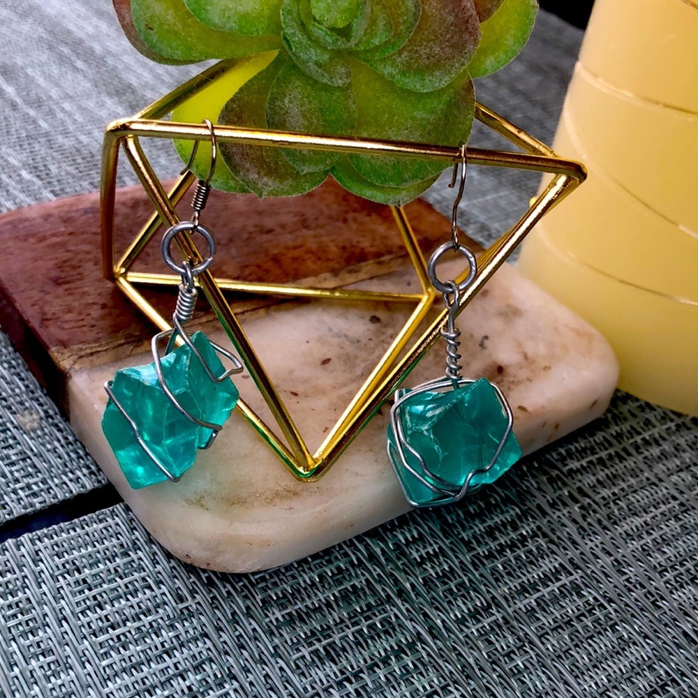 #95 Handmade Puerto Rican Turquoise Crystal Earrings 🌺